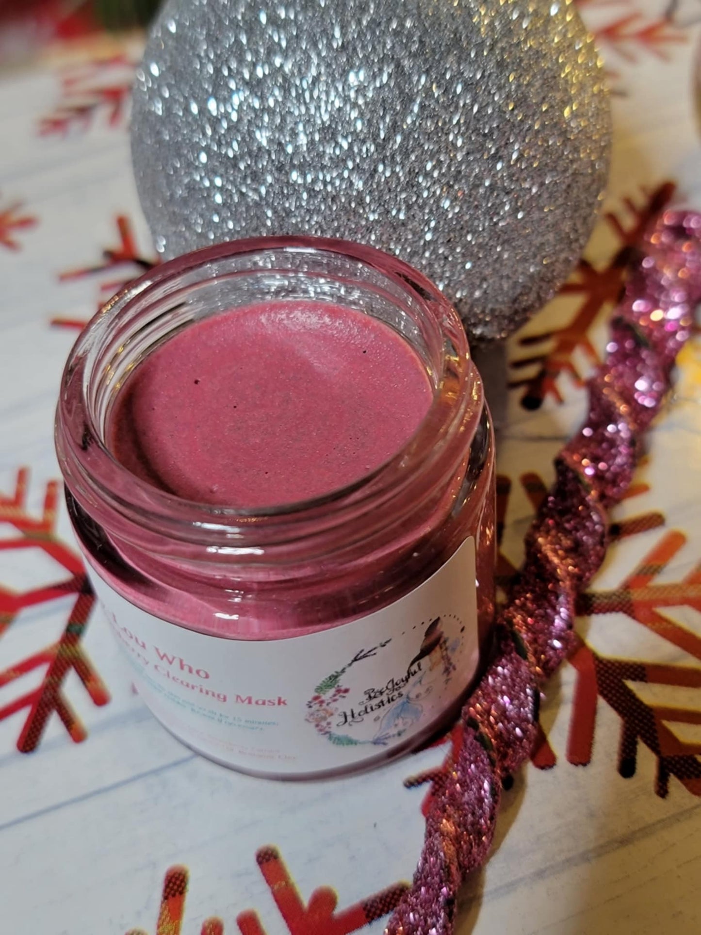 Cindy-Lou Who Strawberry Cranberry Clearing Mask