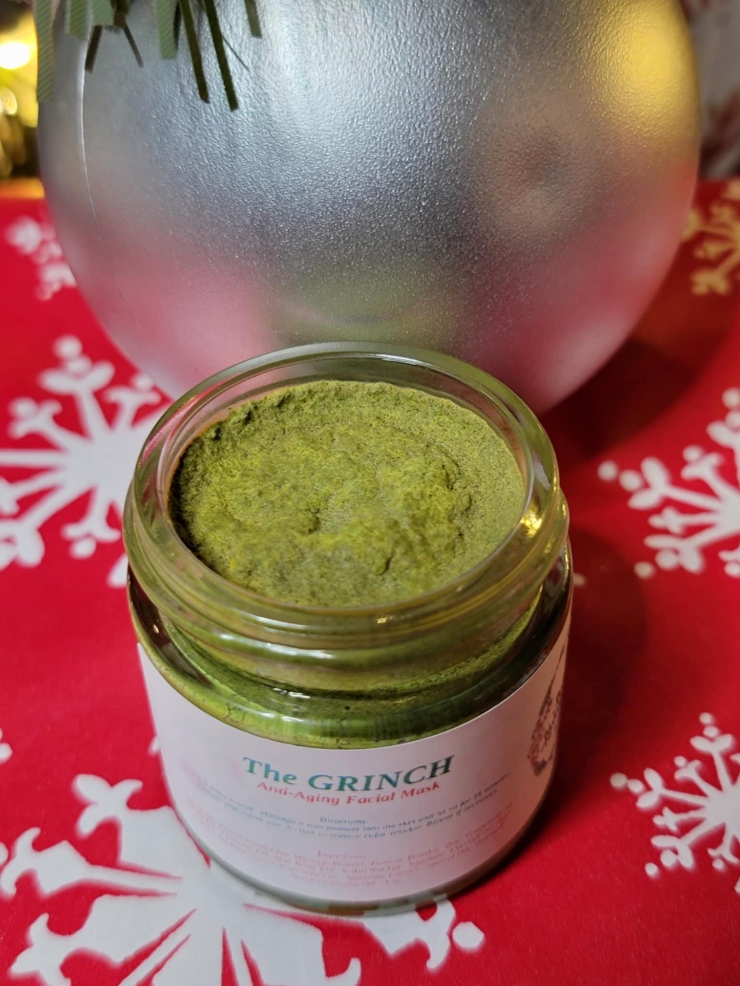 The Grinch Anti-Aging Facial Mask